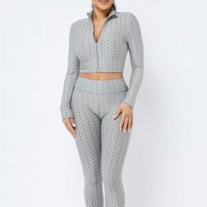 Silver honeycomb active set leggings and long sleeve crop